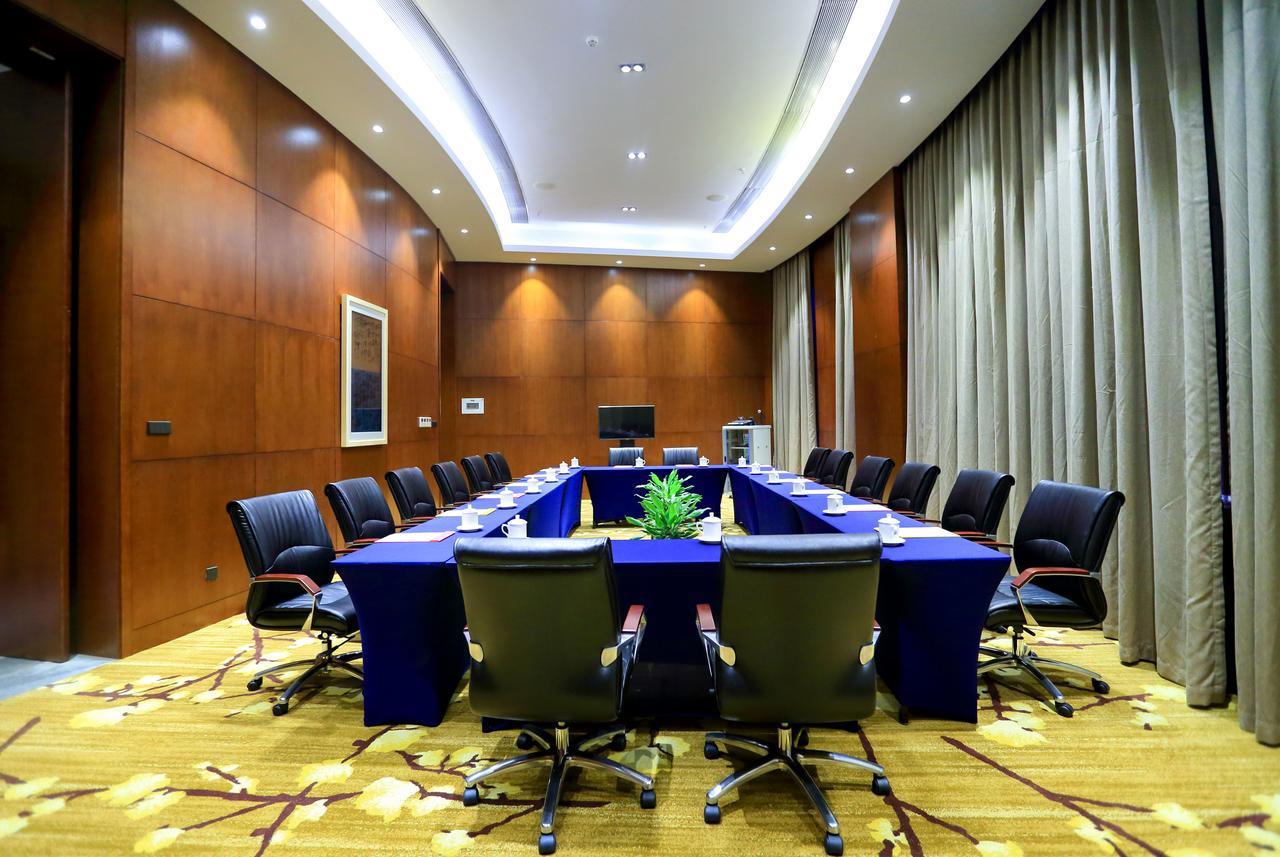 ฟลิพอร์ต รีสอร์ต แวลเลย์ หลงเอียน Hotel Liancheng ภายนอก รูปภาพ